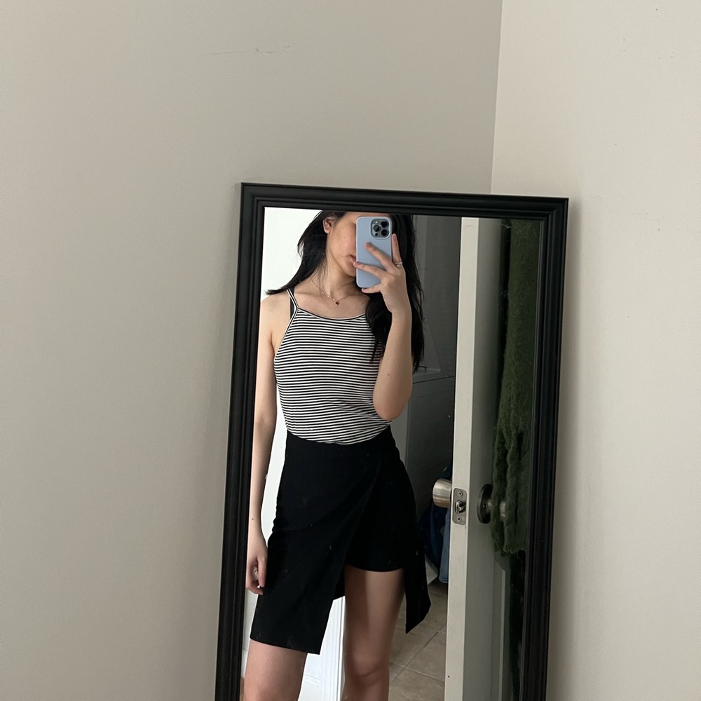 slit skort